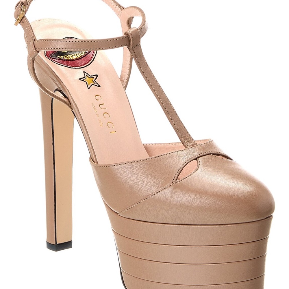 GUCCI
Malaga Kid T Strap Platform Pumps 42 Porcelain Rose Nude size 12